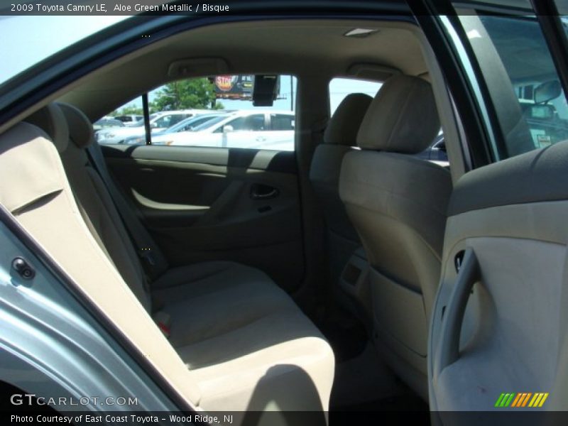 Aloe Green Metallic / Bisque 2009 Toyota Camry LE