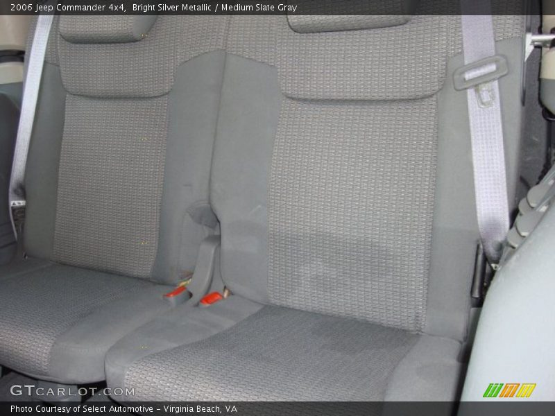 Bright Silver Metallic / Medium Slate Gray 2006 Jeep Commander 4x4