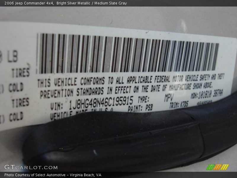 Bright Silver Metallic / Medium Slate Gray 2006 Jeep Commander 4x4