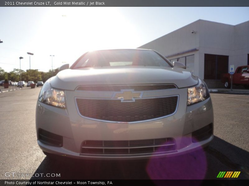 Gold Mist Metallic / Jet Black 2011 Chevrolet Cruze LT