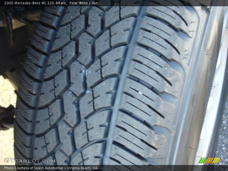Polar White / Ash 2000 Mercedes-Benz ML 320 4Matic