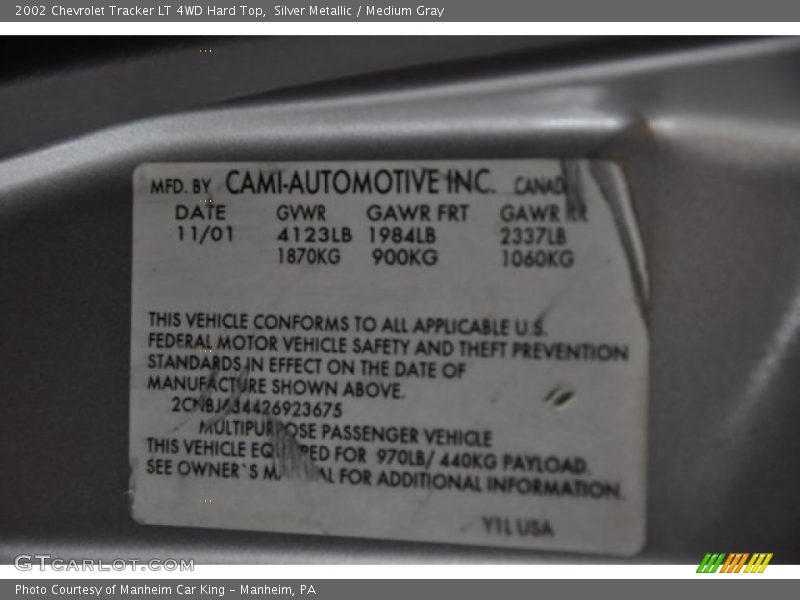Silver Metallic / Medium Gray 2002 Chevrolet Tracker LT 4WD Hard Top