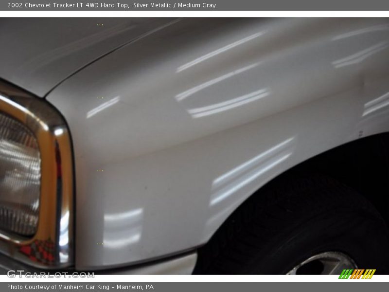 Silver Metallic / Medium Gray 2002 Chevrolet Tracker LT 4WD Hard Top