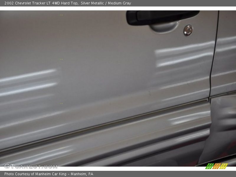 Silver Metallic / Medium Gray 2002 Chevrolet Tracker LT 4WD Hard Top