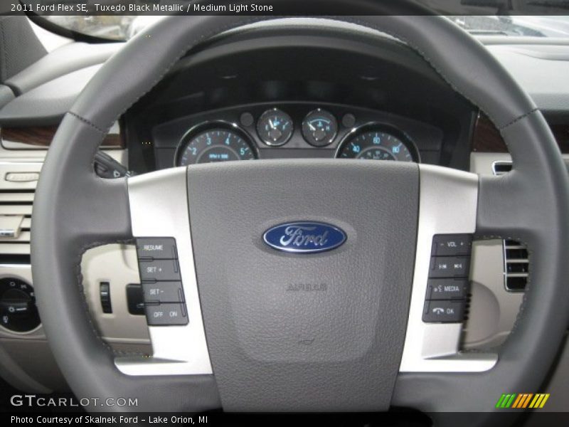 Tuxedo Black Metallic / Medium Light Stone 2011 Ford Flex SE