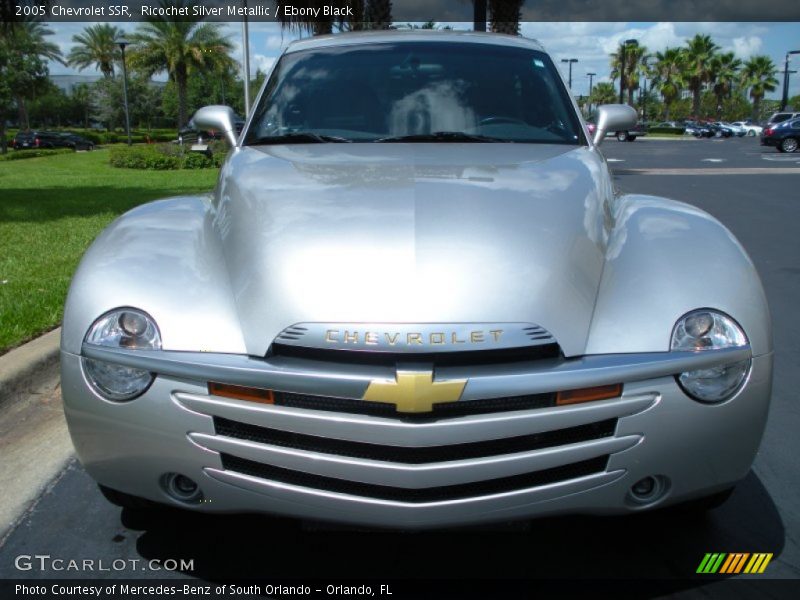 Ricochet Silver Metallic / Ebony Black 2005 Chevrolet SSR