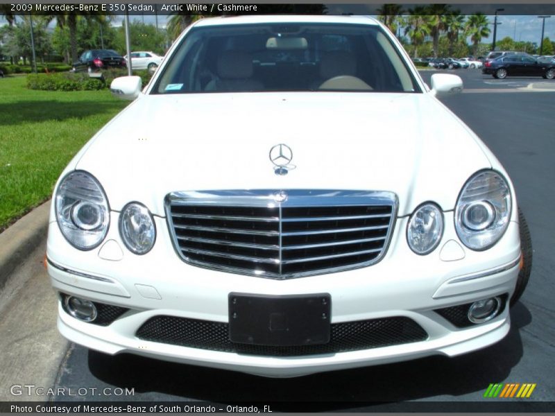 Arctic White / Cashmere 2009 Mercedes-Benz E 350 Sedan