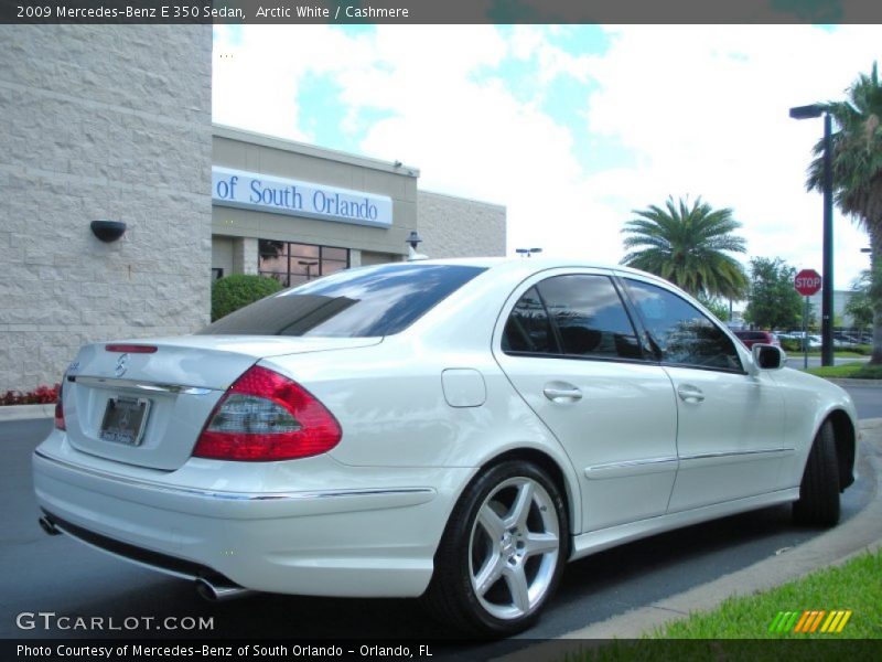 Arctic White / Cashmere 2009 Mercedes-Benz E 350 Sedan