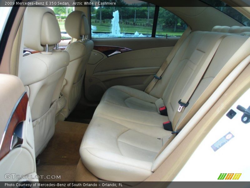 Arctic White / Cashmere 2009 Mercedes-Benz E 350 Sedan