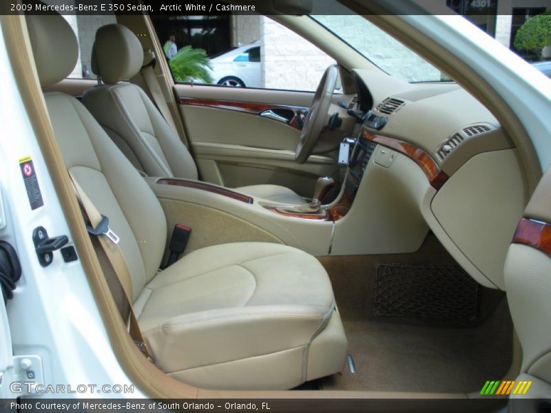 Arctic White / Cashmere 2009 Mercedes-Benz E 350 Sedan