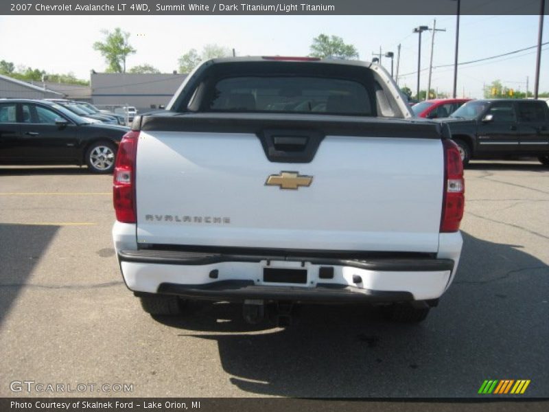 Summit White / Dark Titanium/Light Titanium 2007 Chevrolet Avalanche LT 4WD