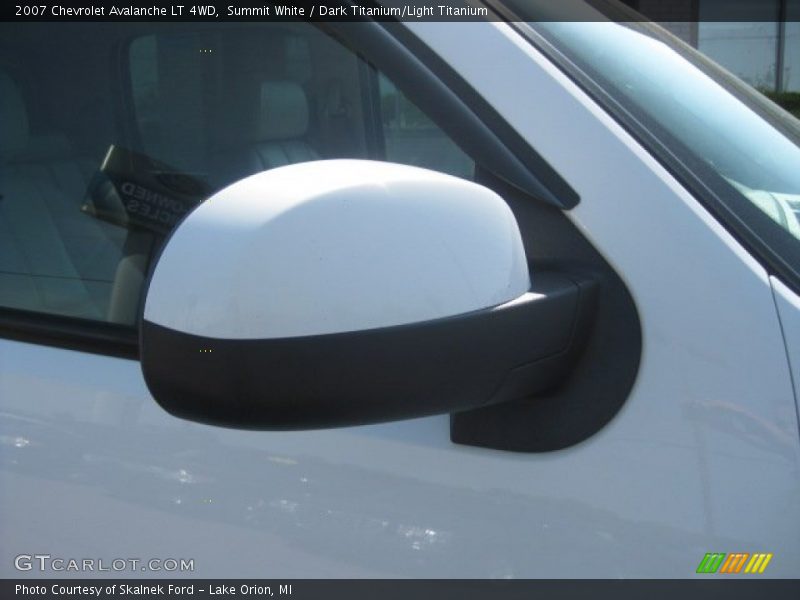 Summit White / Dark Titanium/Light Titanium 2007 Chevrolet Avalanche LT 4WD
