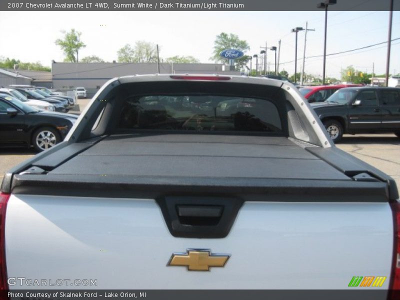 Summit White / Dark Titanium/Light Titanium 2007 Chevrolet Avalanche LT 4WD