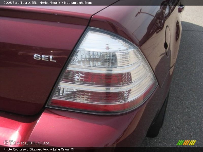 Merlot Metallic / Medium Light Stone 2008 Ford Taurus SEL