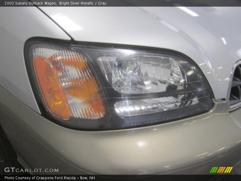 Bright Silver Metallic / Gray 2003 Subaru Outback Wagon