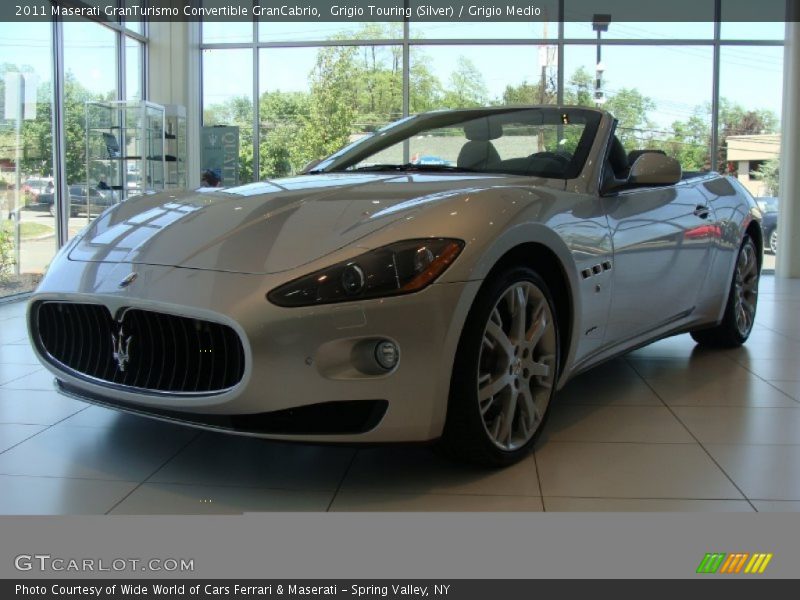 Front 3/4 View of 2011 GranTurismo Convertible GranCabrio