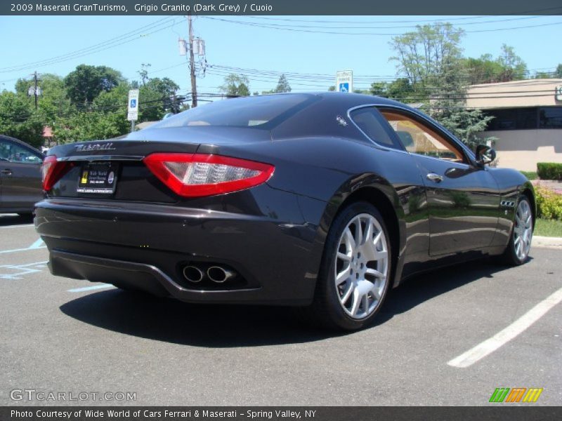 Grigio Granito (Dark Grey) / Cuoio 2009 Maserati GranTurismo