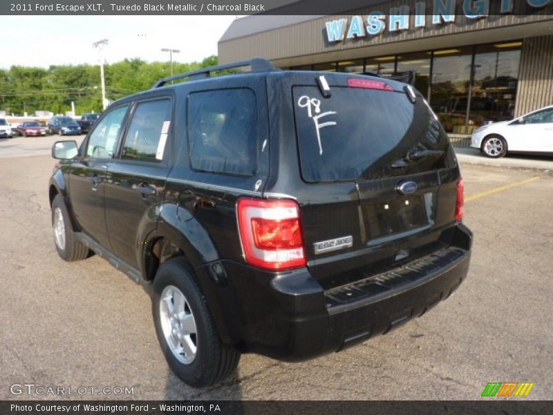 Tuxedo Black Metallic / Charcoal Black 2011 Ford Escape XLT