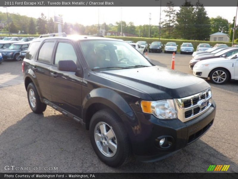 Tuxedo Black Metallic / Charcoal Black 2011 Ford Escape XLT