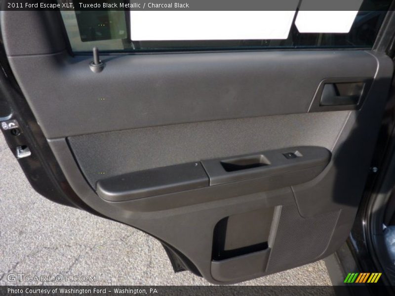 Tuxedo Black Metallic / Charcoal Black 2011 Ford Escape XLT