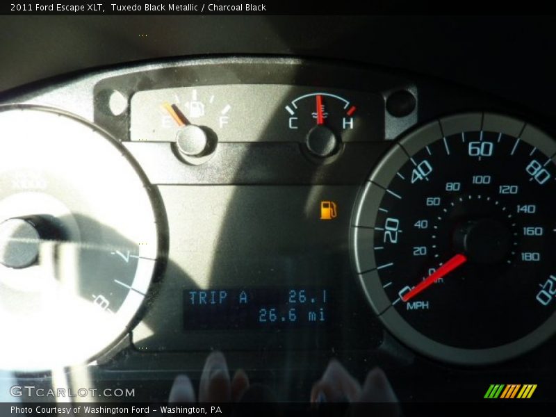 Tuxedo Black Metallic / Charcoal Black 2011 Ford Escape XLT