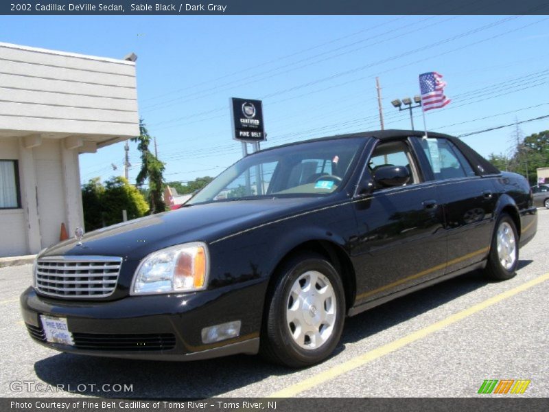 Sable Black / Dark Gray 2002 Cadillac DeVille Sedan