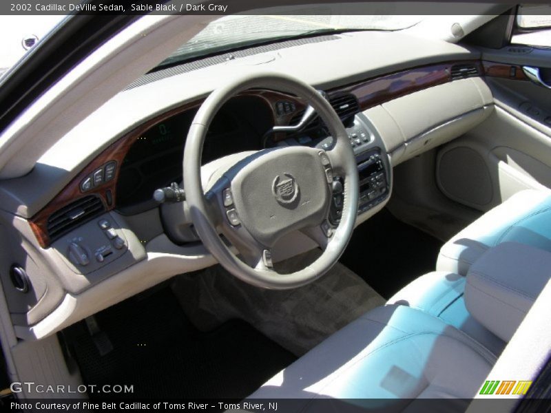Sable Black / Dark Gray 2002 Cadillac DeVille Sedan