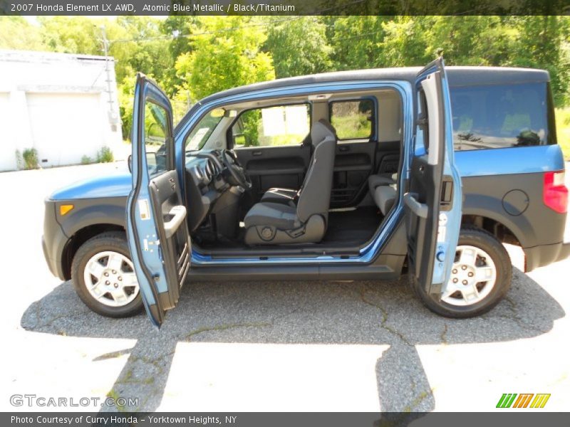  2007 Element LX AWD Black/Titanium Interior