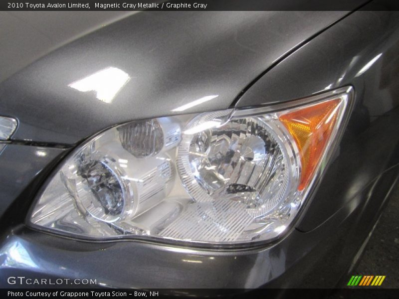 Magnetic Gray Metallic / Graphite Gray 2010 Toyota Avalon Limited