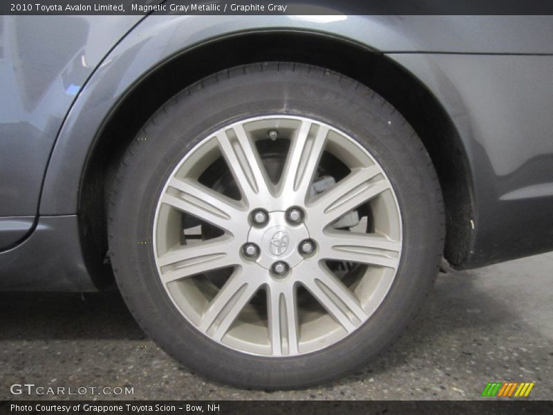 Magnetic Gray Metallic / Graphite Gray 2010 Toyota Avalon Limited