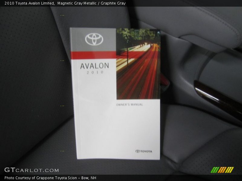 Magnetic Gray Metallic / Graphite Gray 2010 Toyota Avalon Limited