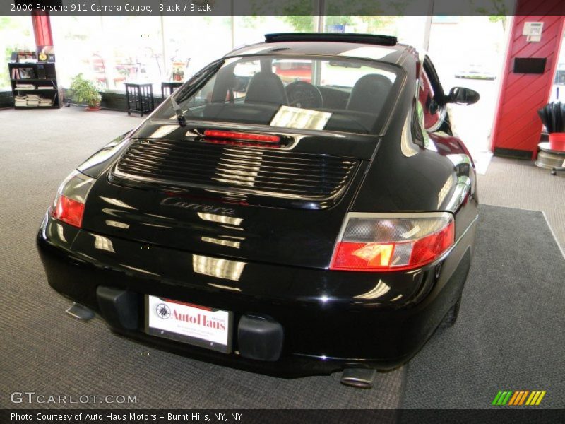 Black / Black 2000 Porsche 911 Carrera Coupe