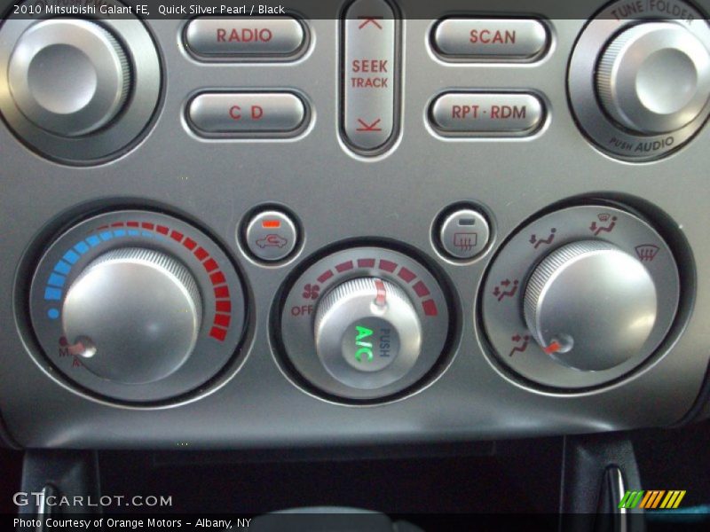Quick Silver Pearl / Black 2010 Mitsubishi Galant FE