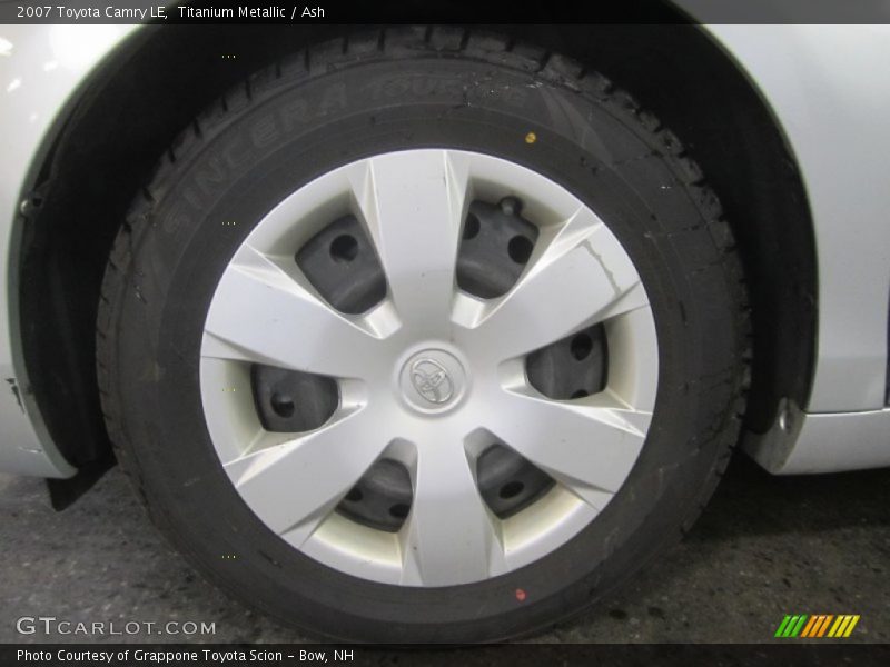 Titanium Metallic / Ash 2007 Toyota Camry LE