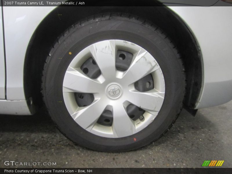 Titanium Metallic / Ash 2007 Toyota Camry LE