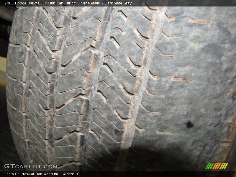 Bright Silver Metallic / Dark Slate Gray 2001 Dodge Dakota SLT Club Cab