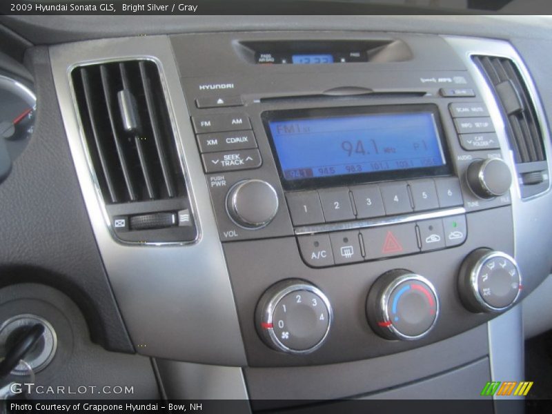 Bright Silver / Gray 2009 Hyundai Sonata GLS