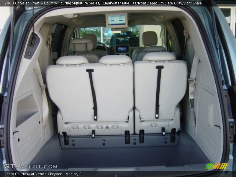 Clearwater Blue Pearlcoat / Medium Slate Gray/Light Shale 2008 Chrysler Town & Country Touring Signature Series