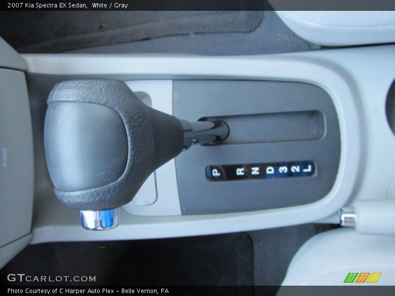 White / Gray 2007 Kia Spectra EX Sedan