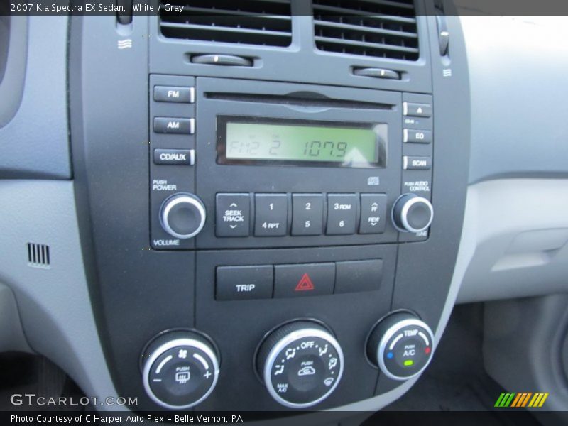 White / Gray 2007 Kia Spectra EX Sedan