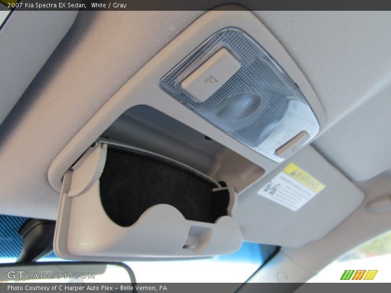 White / Gray 2007 Kia Spectra EX Sedan