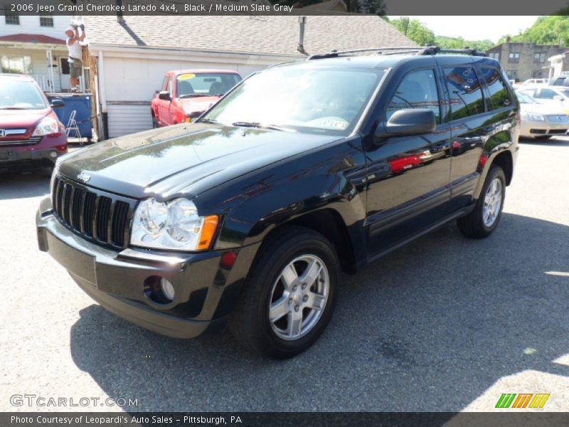 Black / Medium Slate Gray 2006 Jeep Grand Cherokee Laredo 4x4