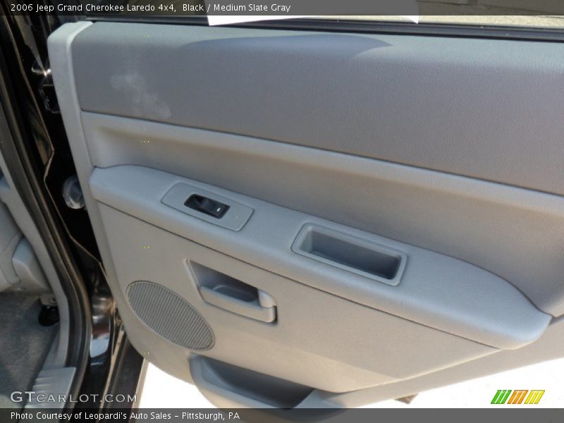 Black / Medium Slate Gray 2006 Jeep Grand Cherokee Laredo 4x4