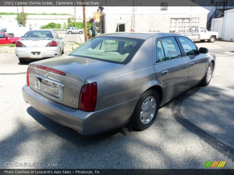 Cashmere / Neutral Shale 2001 Cadillac DeVille Sedan