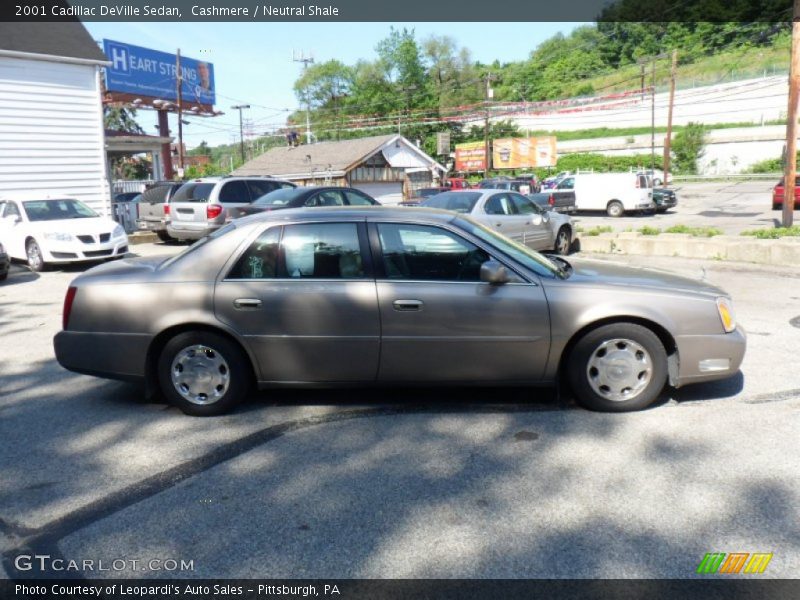 Cashmere / Neutral Shale 2001 Cadillac DeVille Sedan
