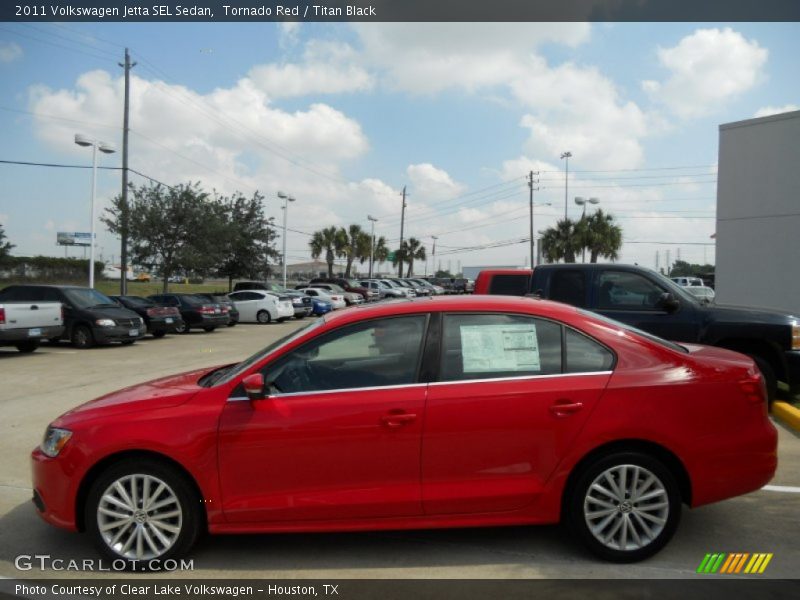 Tornado Red / Titan Black 2011 Volkswagen Jetta SEL Sedan