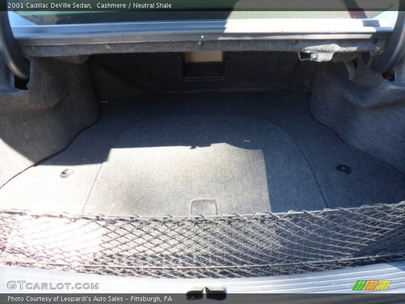 Cashmere / Neutral Shale 2001 Cadillac DeVille Sedan