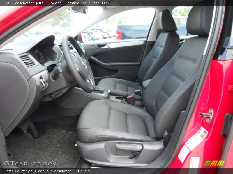 Tornado Red / Titan Black 2011 Volkswagen Jetta SEL Sedan