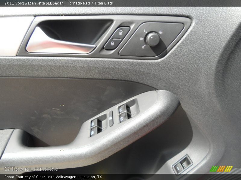 Tornado Red / Titan Black 2011 Volkswagen Jetta SEL Sedan