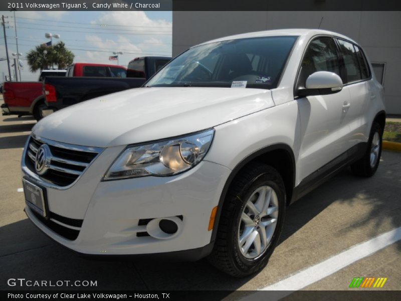 Candy White / Charcoal 2011 Volkswagen Tiguan S